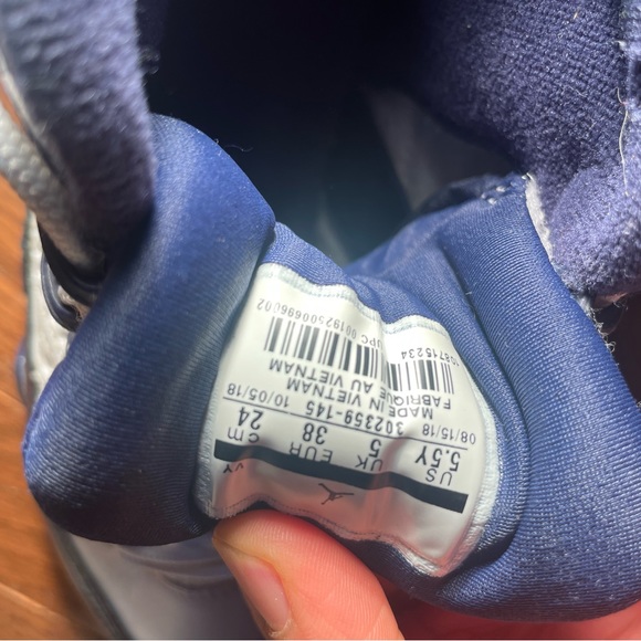 Air Jordan 9 Pearl Blue - Picture 3 of 5